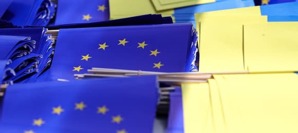 Ukraina posuwa negocjacje akcesyjne z Unią. Rosja wali w Kijów