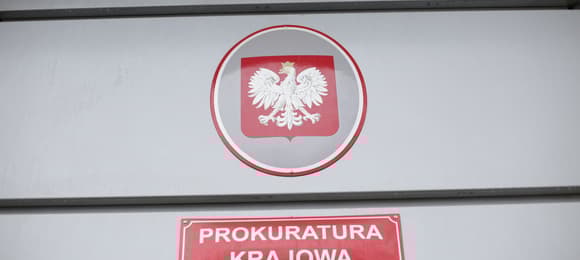 20.01.2021 Warszawa . Konferencja prasowa Komitetu Obrony Sprawiedliwosci ( KOS ). Prokuratura Krajowa wezwala sedziego Igora Tuleye na przesluchanie - jako podejzanego . Sedzia Tuleya ( zgdonie z orzeczeniem TSUE ) nie uznaje uchylenia jego imunitetu przez Izbe Dyscyplinarna SN i tym samym nie uznaje legalnosci podejmowanych przeciw niemu dzialan. Dlatego zamierza nie stawic sie na przesluchanie .Fot. Adam Stepien / Agencja Wyborcza.pl