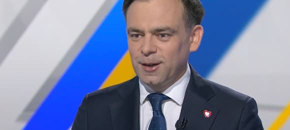 Halucynacje Domańskiego. Budżet zarobi „kilka niskich miliardów” na zabraniu dzieciom 800+