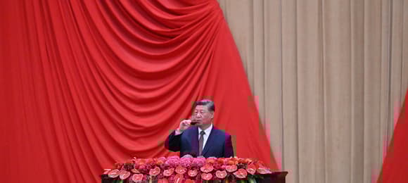 Chinas President Xi Jinping offers a toast to guests during a reception at the great hall of the people to mark Martyrs Day, on the eve of China's National Day, in Beijing on September 30, 2025. (Photo by ADEK BERRY / AFP) / The erroneous mention[s] appearing in the metadata of this photo by ADEK BERRY has been modified in AFP systems in the following manner: [2025] instead of [2020]. Please immediately remove the erroneous mention[s] from all your online services and delete it (them) from your servers. If you have been authorized by AFP to distribute it (them) to third parties, please ensure that the same actions are carried out by them. Failure to promptly comply with these instructions will entail liability on your part for any continued or post notification usage. Therefore we thank you very much for all your attention and prompt action. We are sorry for the inconvenience this notification may cause and remain at your disposal for any further information you may require.