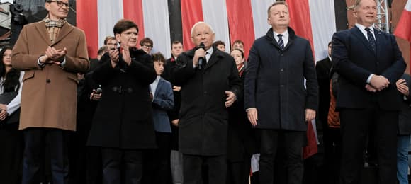 Od lewej: Mateusz Morawiecki, Beata Szydło, Jarosław Kaczyński, Mariusz Błaszczak, Przemysław Czarnek