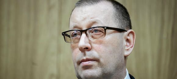 Uniwersytecka ikona PiS na bruku. Resort zwalnia „natychmiast”