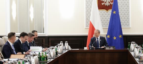 Druga rocznica zaprzysiężenia rządu Tuska. Premier podsumowuje