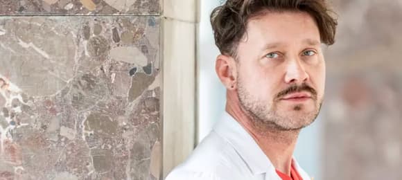 Cesarki nie z wyboru, ale z braku wyboru. Dr Socha o położnictwie i modlitwie nienawiści Kai Godek