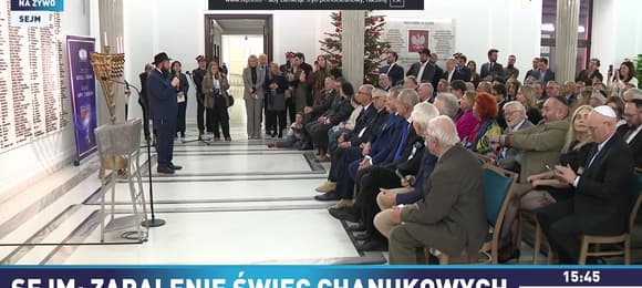 Marszałek Włodzimierz Czarzasty zapalił świece chanukowe w Sejmie