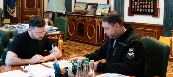 Kijów. Polityczne sprzątanie – analiza Edwina Bendyka