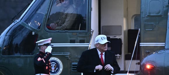 Trump robi retoryczny krok w tył w sprawie ataku na Iran. Ale Amerykanie ewakuują bazę w Katarze