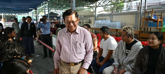 „Zdyscyplinowana demokracja”. Dla kogo (nie)wybory w Birmie są korzystne?