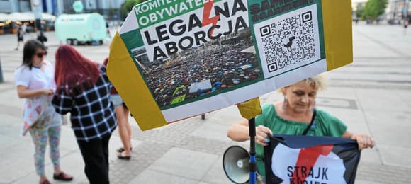 Zakazy aborcji w USA zwiększają śmiertelność kobiet z ciążą pozamaciczną