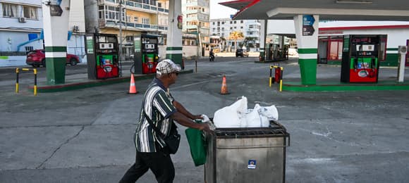 Mit Che Guevary upadł, Kuba stoi przed wyborem: Trump albo bankructwo