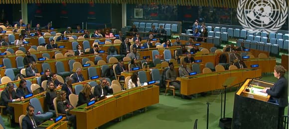 107 państw ONZ za Ukrainą. USA wśród nich nie ma