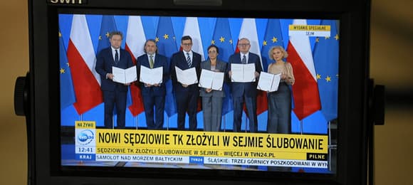 Sędziowie TK złożyli ślubowanie w Sejmie. Bez obecności prezydenta