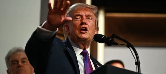 Trump odsuwa atak na Iran. Znowu