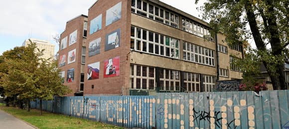 Teatr Komuna Warszawa zostaje. Konserwator zablokował budowę wieżowca w centrum miasta