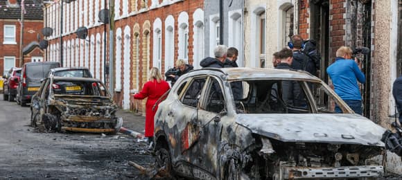 Antyimigranckie zamieszki w Belfaście