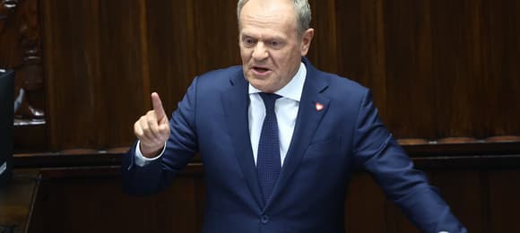 Tusk w Sejmie: zaraz w Polsce nie będzie miejsca dla Chopina i Batorego. Zostanie wam Janusz Kowalski