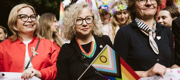 Wszystko w rękach Nawrockiego. Ustawa o statusie osoby najbliższej uchwalona