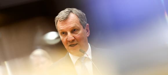 PE przyjął regulację powrotową. Andrzej Halicki: „Nie można akceptować nielegalnej migracji”
