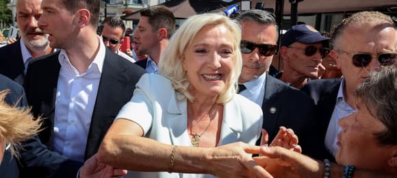 Skazana za defraudację 3 mln euro Le Pen potwierdza start w wyborach prezydenckich 2027