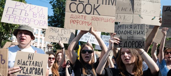 Zełenski odwołuje ministra obrony Fedorowa. Od rana realizowane są protesty w Ukrainie