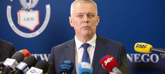 Sejm przyjął ustawę o nadzorze nad podsłuchami – krytycy: zmarnowana szansa