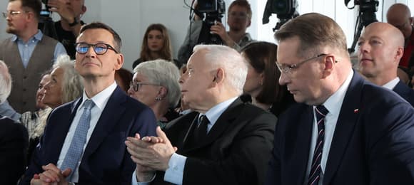 Spójrzcie na te sondaże. Awantura Morawiecki – Kaczyński to kłótnia na PiS-owskiej stypie
