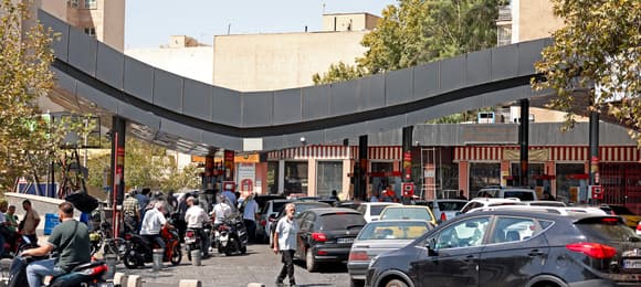 Irański ekonomista: gospodarka Iranu jest chora, ale sankcje mogą jej nie dobić