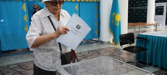 Kazachstan głosuje w wyborach bez opozycji i kandydatów niezależnych