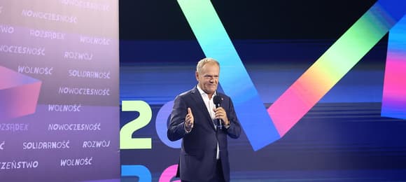 Tusk na Campusie: „Bądźcie silniejsi od radykalnej prawicy”