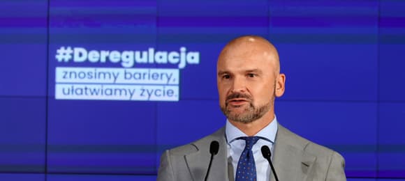 Brzoska chce zmusić Metę do usuwania reklam oszustów internetowych. Jest na to skuteczny sposób