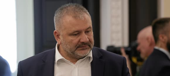 Projekt ustawy znosi „ustawę kagańcową” Ziobry — sędziowie bez kar za kwestionowanie neosędziów