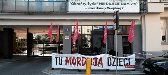 Demonstracja pod przychodnią aborcyjną rozwiązana