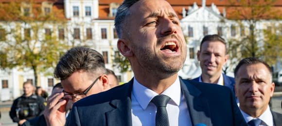 Czy nacjonalistyczna ultraprawica to faszyści?