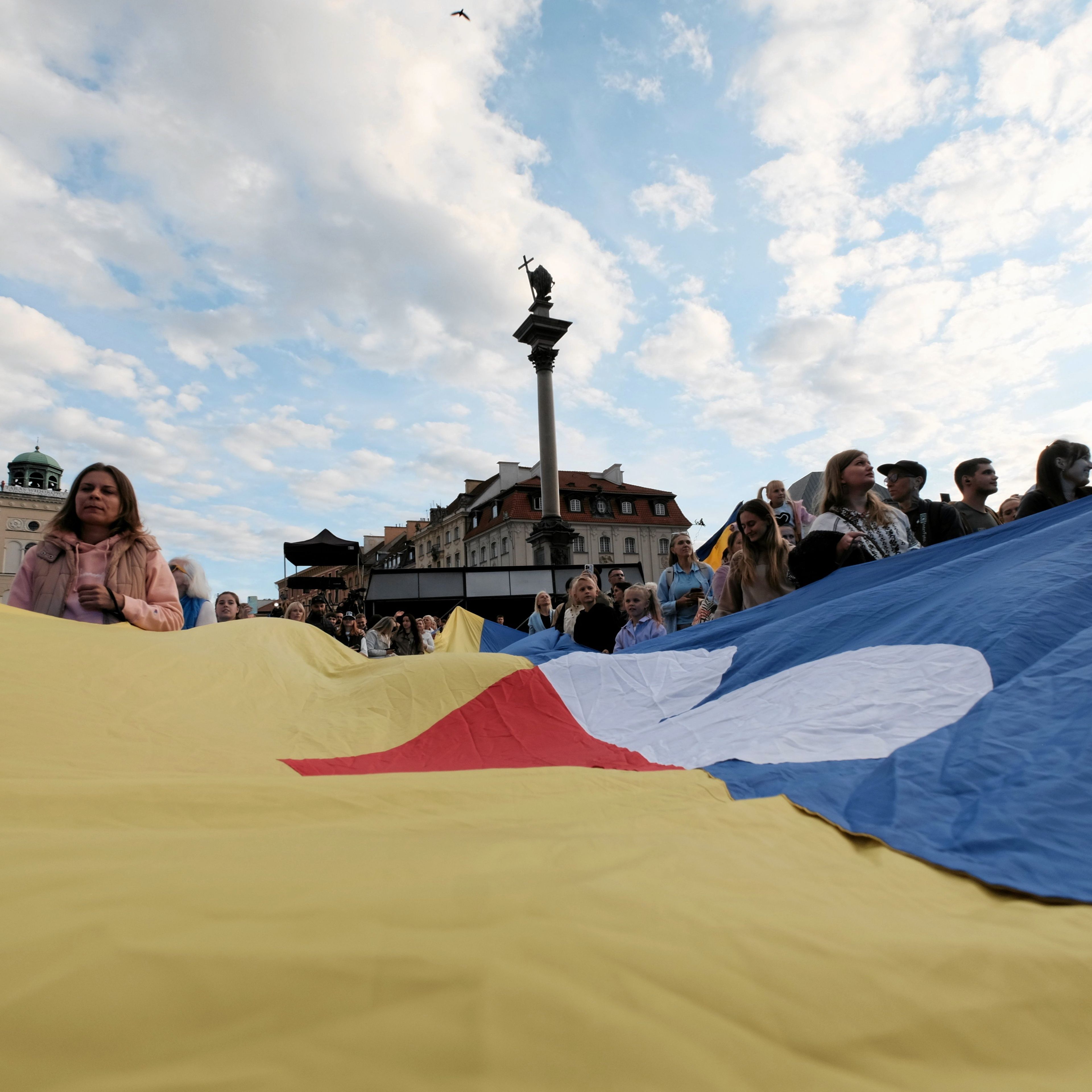 Dzien Niepodleglosci Ukrainy na Placu Zamkowym w Warszawie