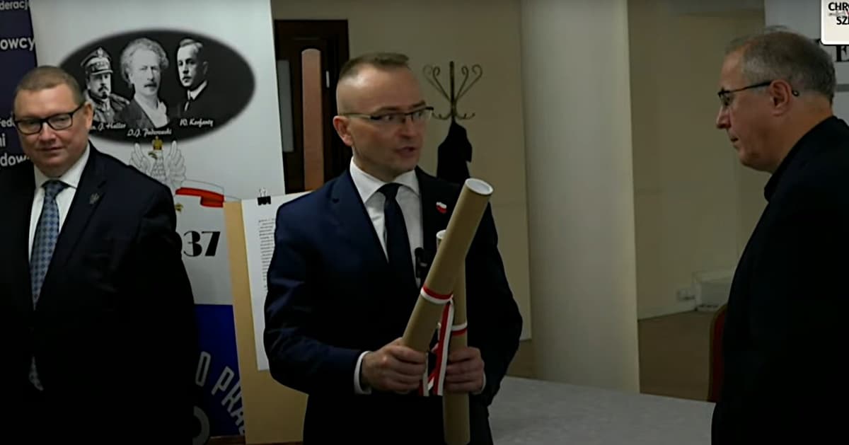Marek Woch i prorosyjski narodowiec od kamratów. Z kim współpracuje były kandydat na prezydenta?