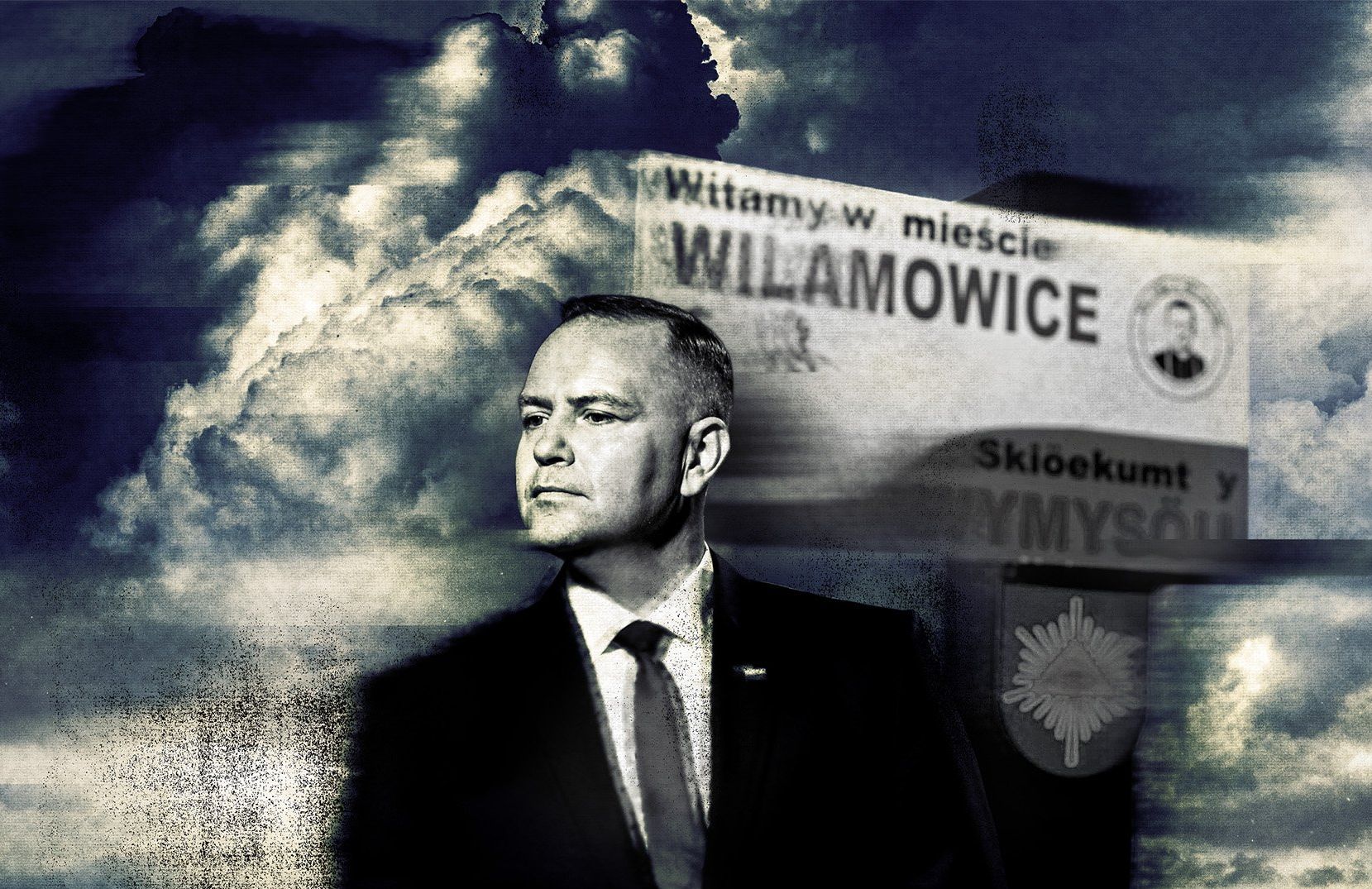 Kolaż – prezydent Karol Nawrocki, za nim billboard z napisem „Witamy w mieście Wilamowice” i zdaniem w języku wilamowickim, w tle ciężkie chmury.