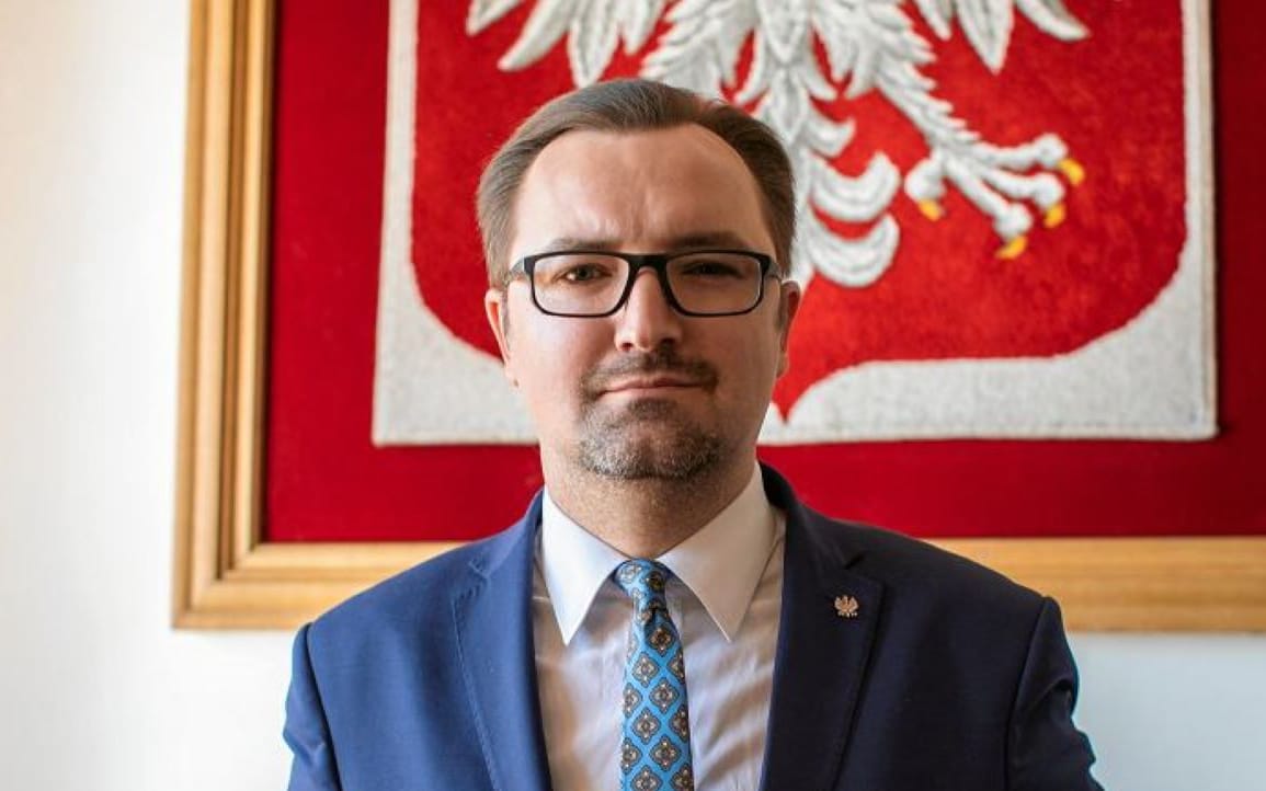 Grafika do artykułu Ministerstwo zarzuca nam rozkręcanie "spirali nienawiści wobec ministra". Odpowiadamy: jego wywiad był spiralą absurdów o ekologach