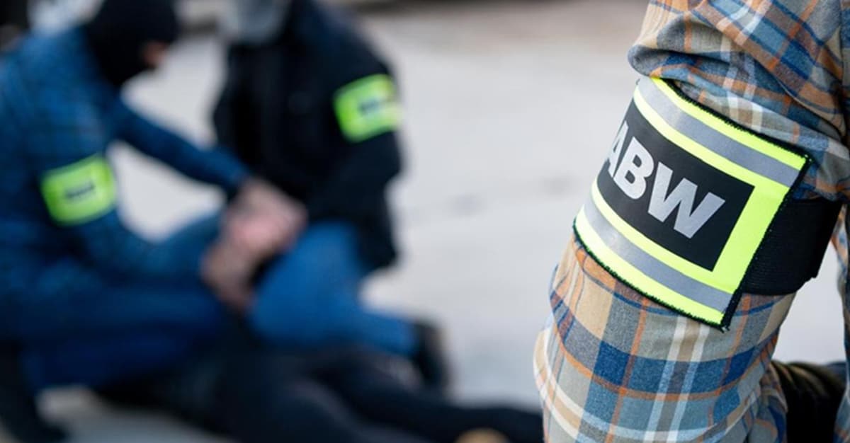 Rosja wykorzystywała ukraińskich uchodźców do akcji politycznych. Jedenastu zatrzymanych