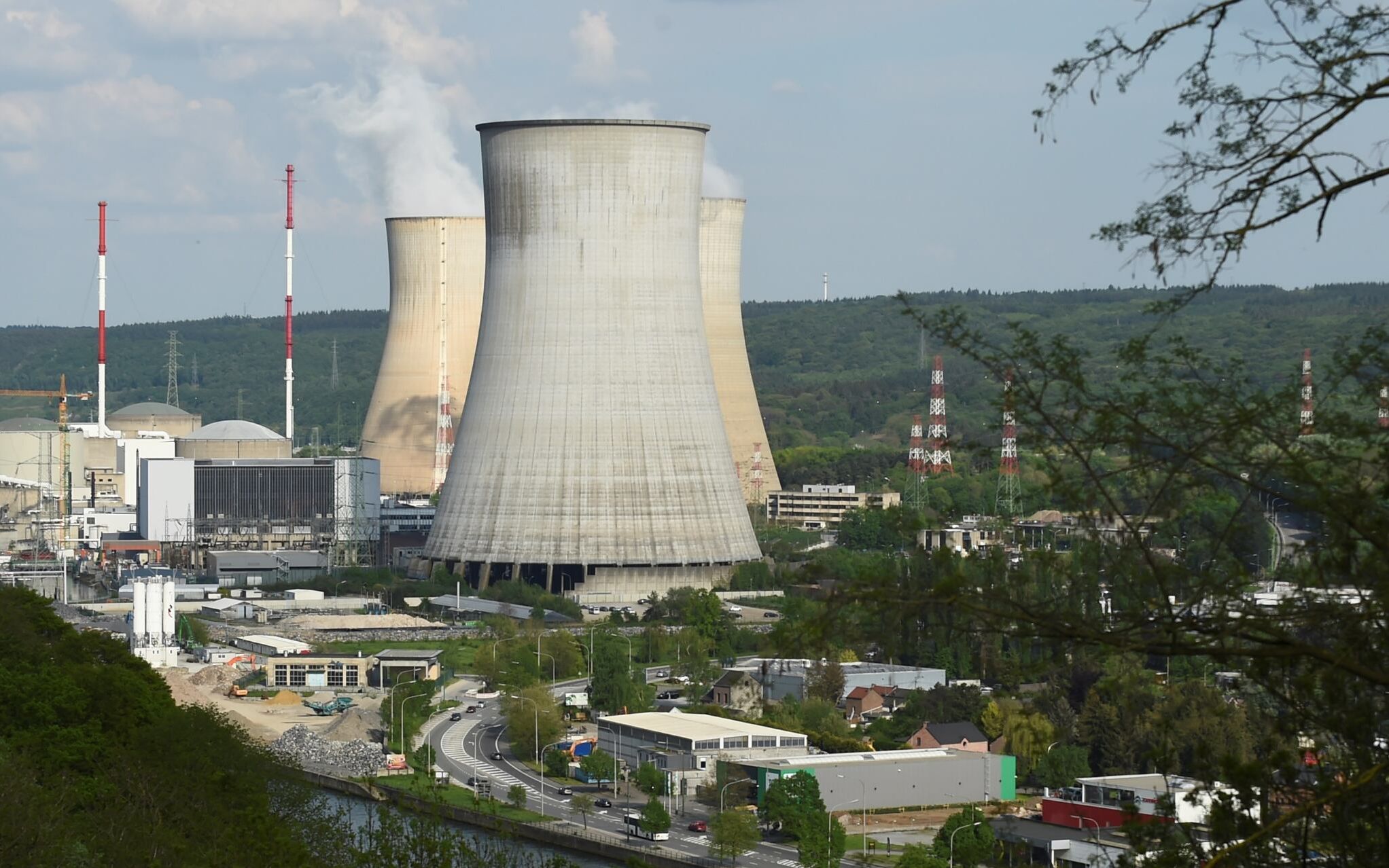 Grafika do artykułu Jak trwoga, to do atomu. Ale bez przesady