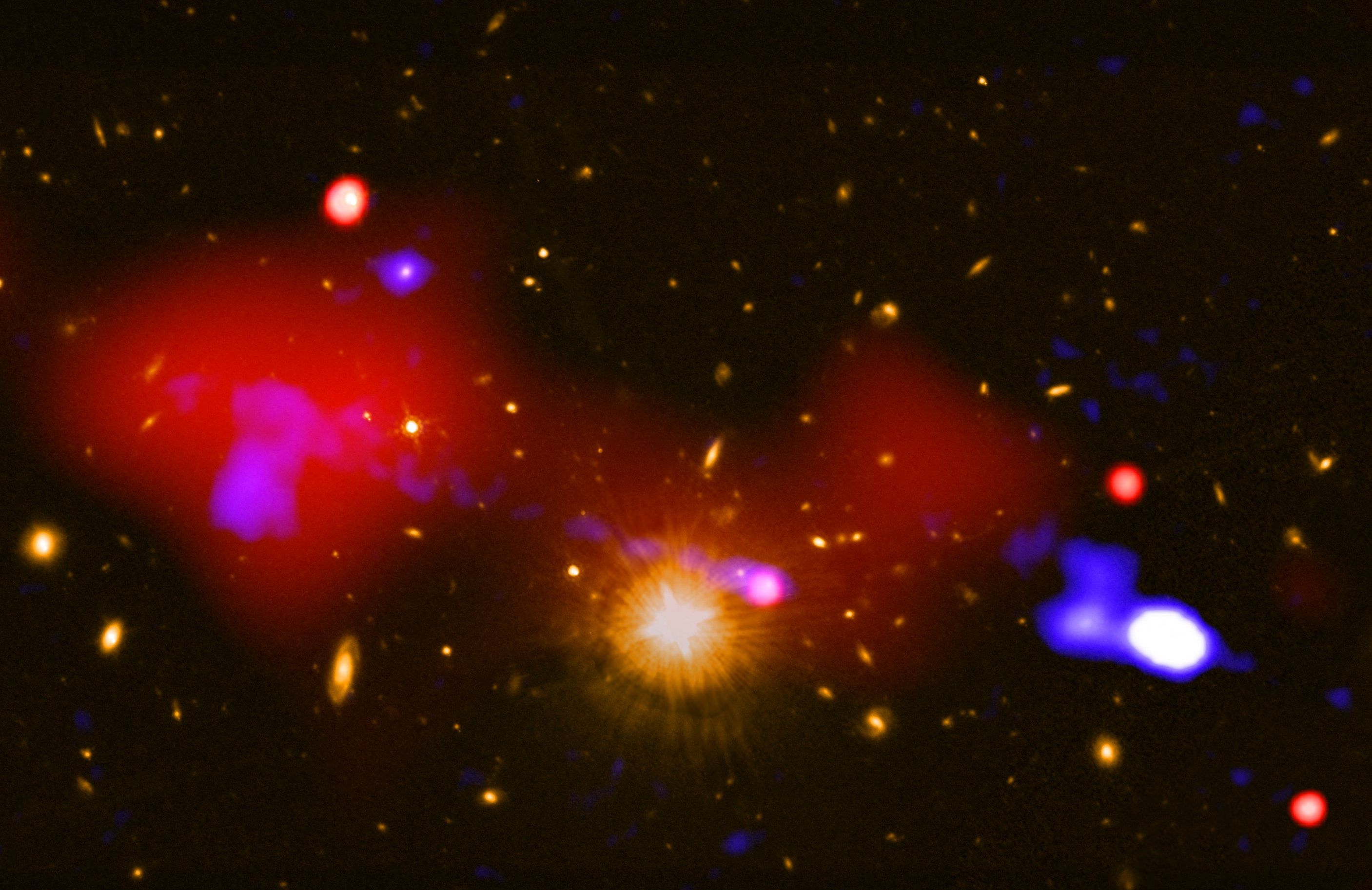 Zdjęcie galaktyk z teleskopu NASA