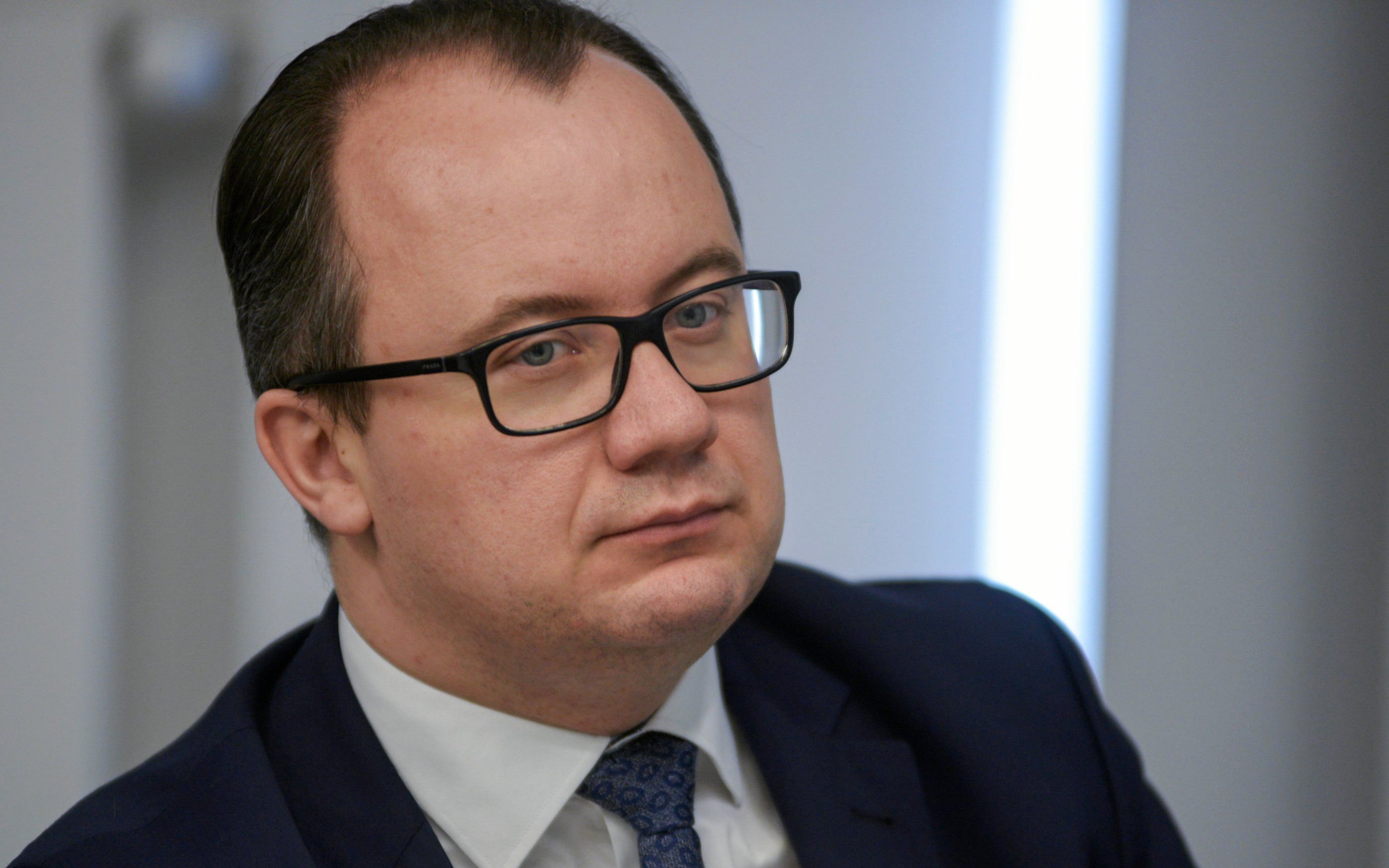 27.03.2018 Warszawa , al. Solidarnosci 77 . Biuro Rzecznika Praw Obywatelskich . Rzecznik Praw Obywatelskich Adam Bodnar podczas seminarium  ( Nie ) Oczekiwane skutki reformy systemu oswiaty  dotyczace sytuacji polskiej szkoly po reformie edukacji .
Fot. Maciek Jazwiecki / Agencja Gazeta