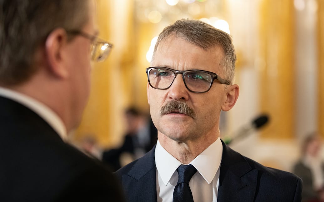 Grafika do artykułu Europejska Sieć Rad Sądownictwa stawia ultimatum neo-KRS i apeluje do von der Leyen o działanie