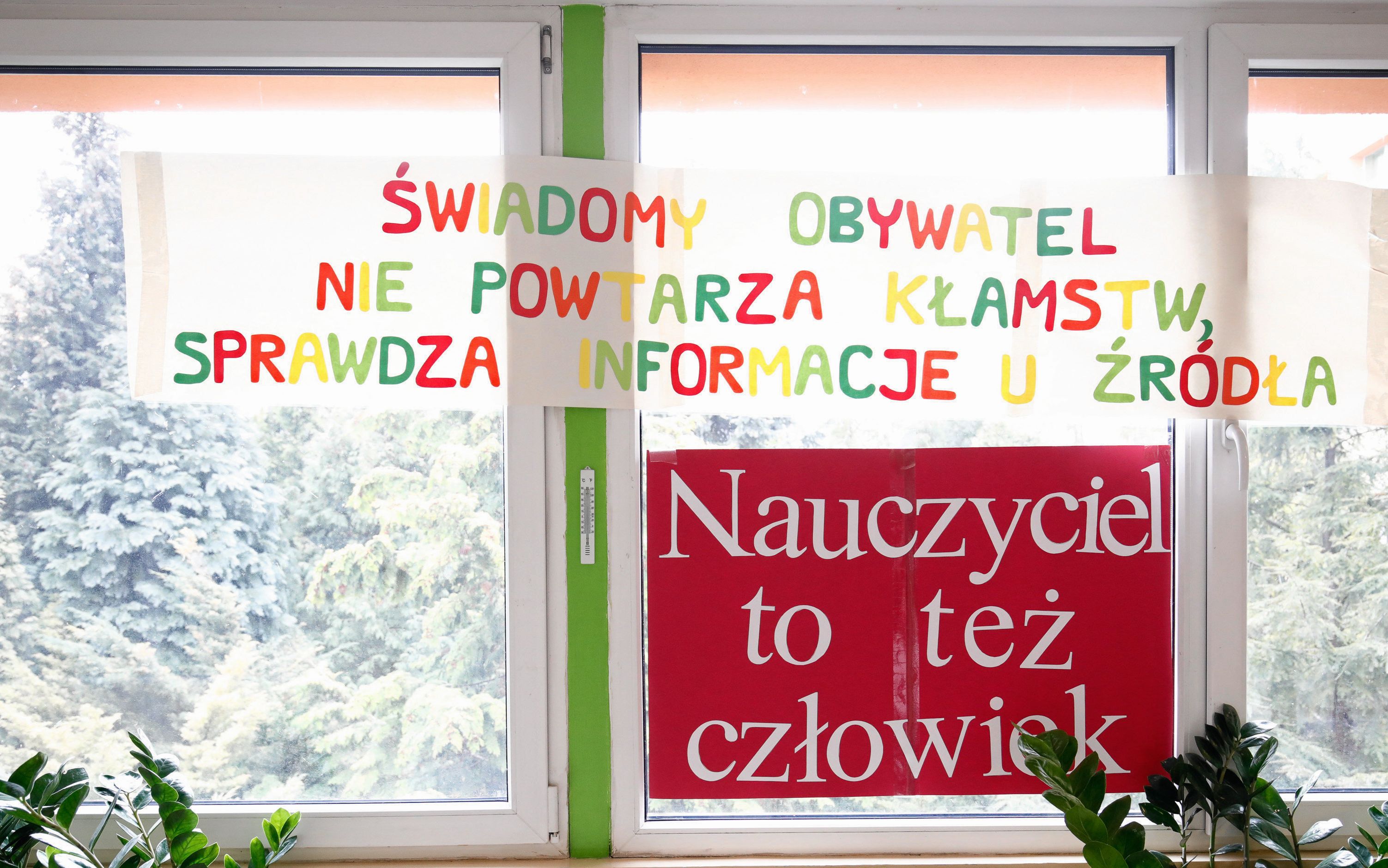 15.03.2019 Krakow , ul. Strzelcow , Szkola Nr 2 . Przygotownia nauczycieli przed planowana akcja strajkowa ZNP .
fot. Jakub Wlodek / Agencja Gazeta