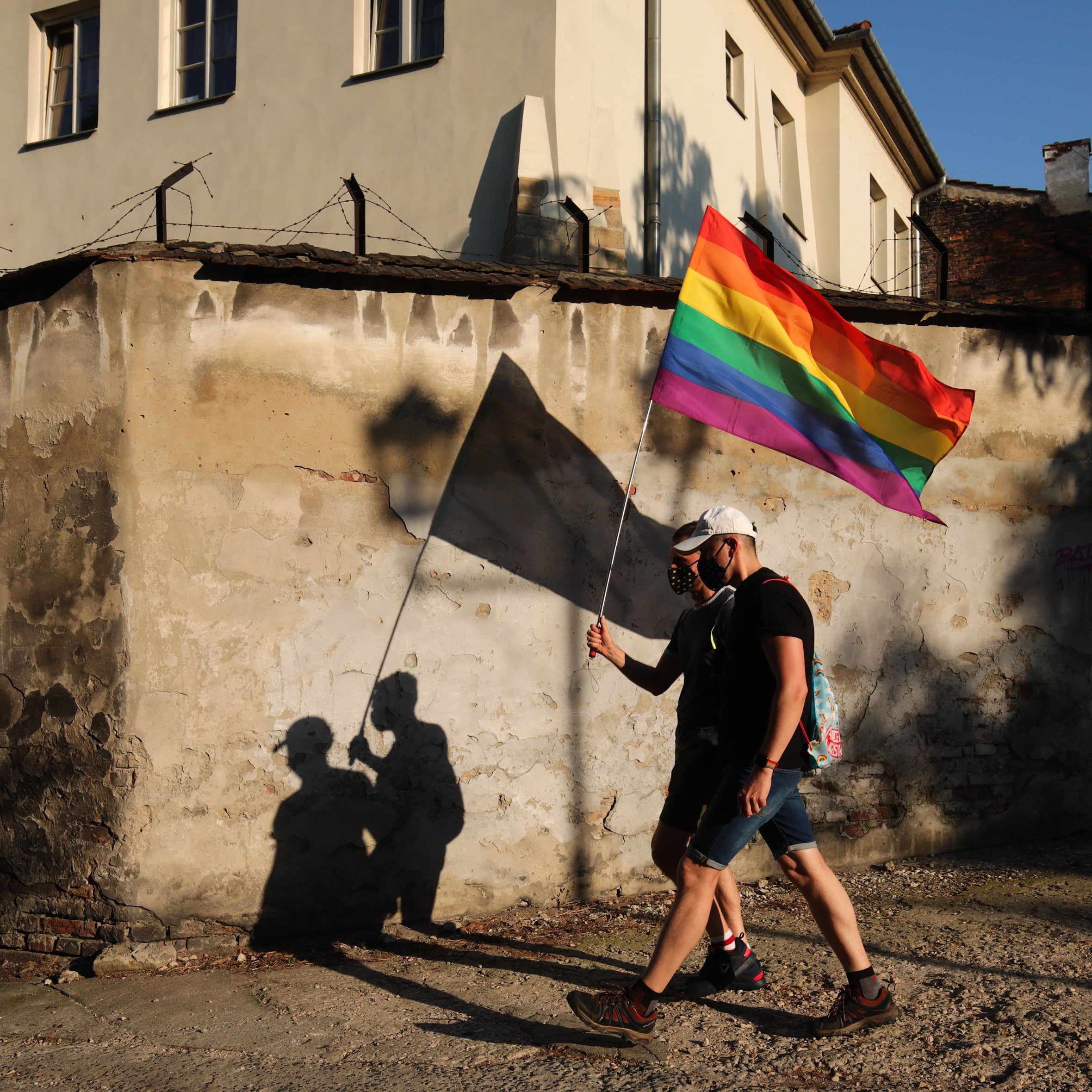 Protest w obronie aktywistów LGBT w Krakowie „Nigdy nie bedziesz szla sama solidarnie ze stop bzdurom ”