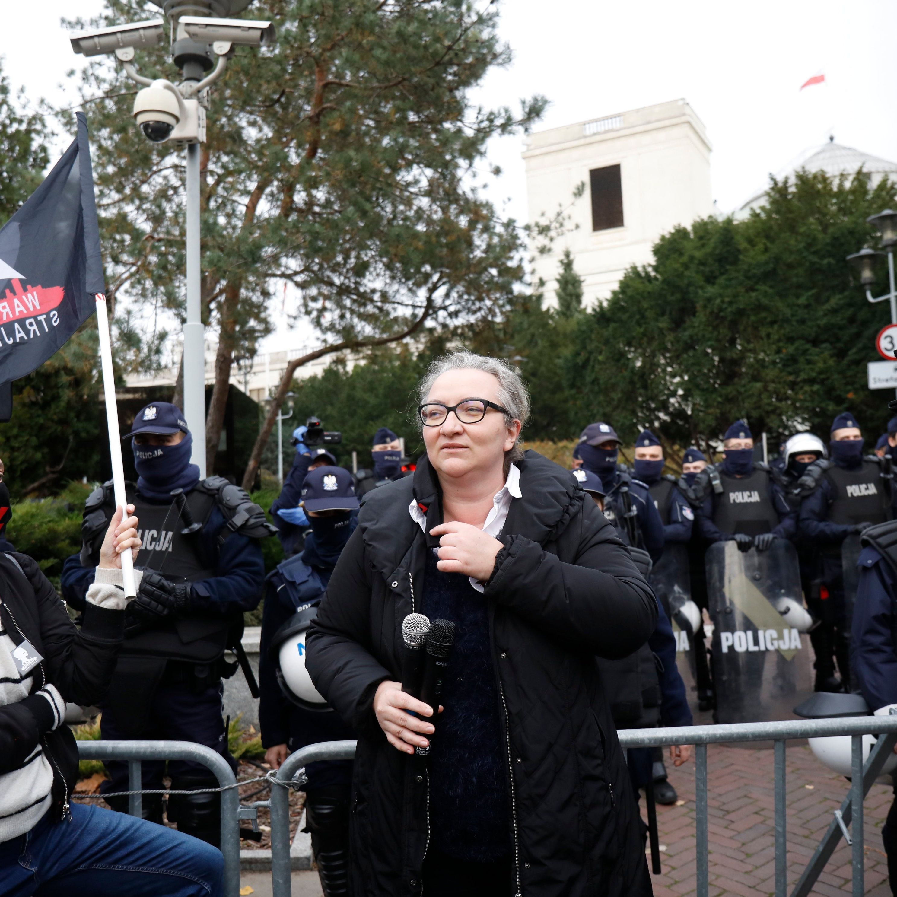 Protest '' Idziemy na Spacer '' Strajku Kobiet w Warszawie