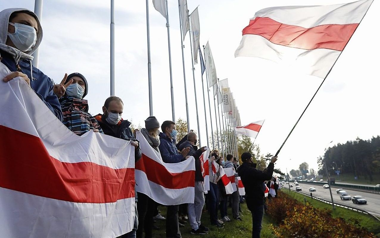 Grafika do artykułu Cichanouska: W Białorusi strajkowało w poniedziałek 1000 przedsiębiorstw. Rzecznik Putina się martwi