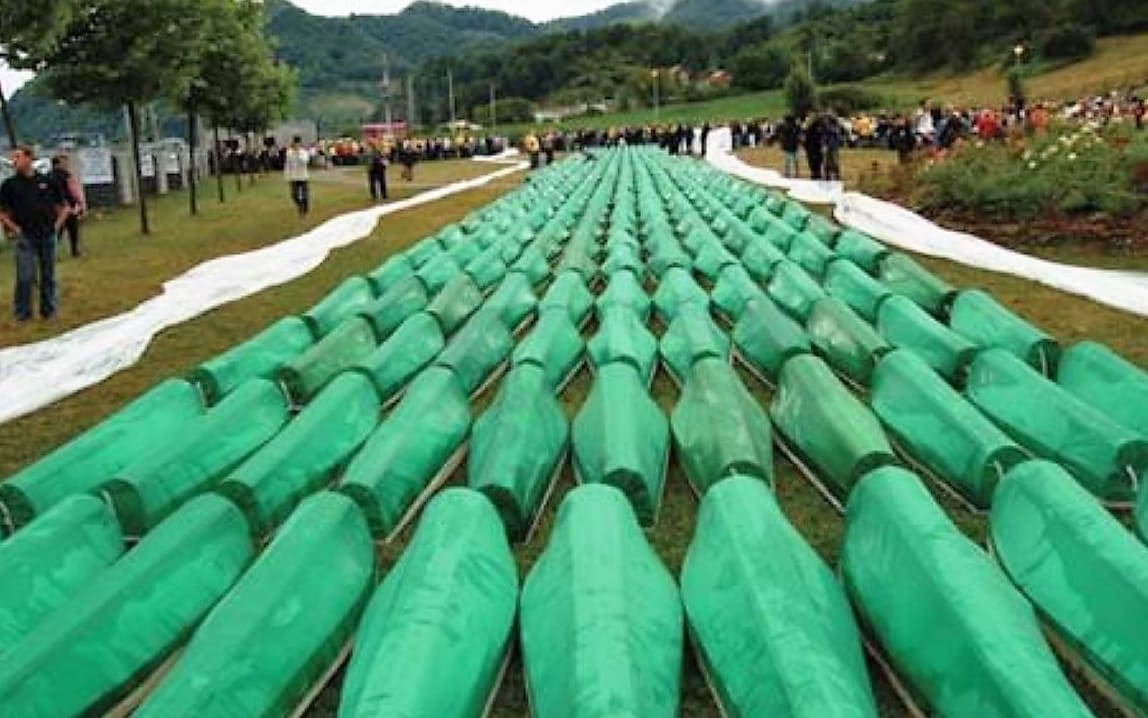 Grafika do artykułu Nóż, drut, Srebrenica. Ludobójstwo zagraża każdemu z nas