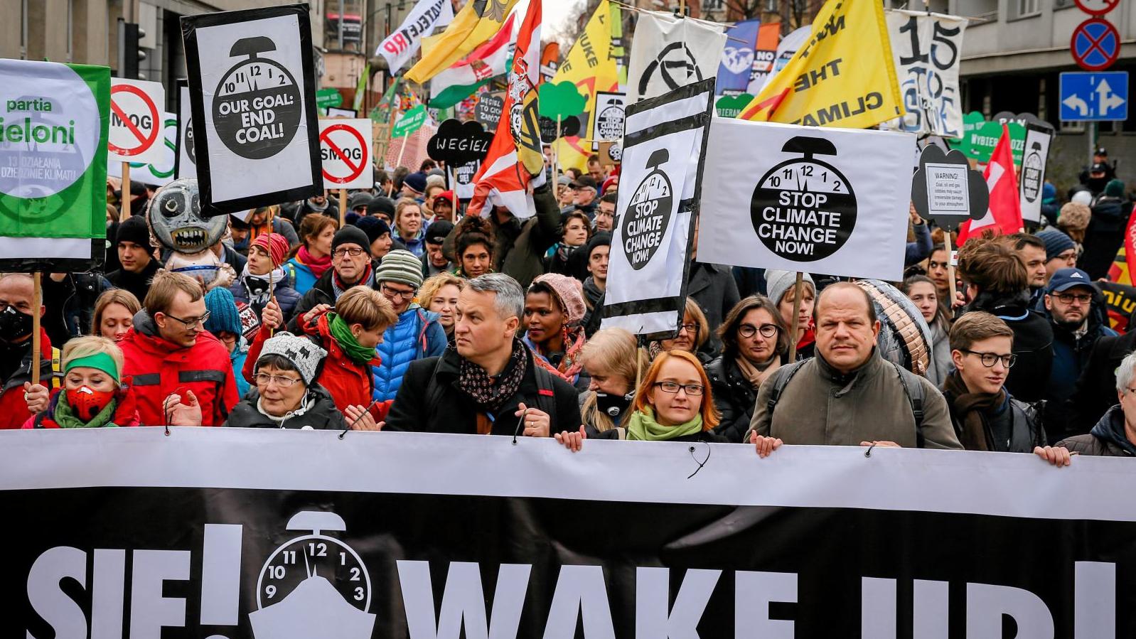 08.12.2018 Katowice . Marsz dla klimatu  -  trwa szczyt klimatyczny - COP 24 . 
Fot. Grzegorz Celejewski / Agencja Gazeta