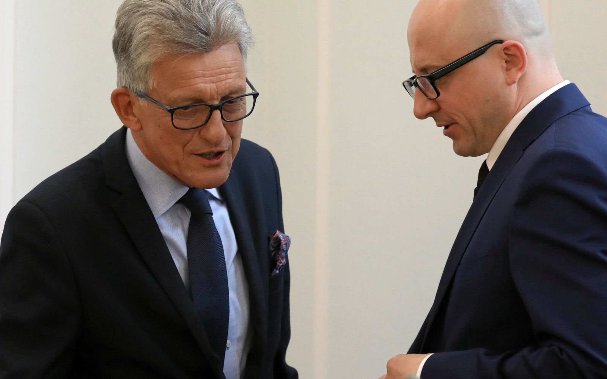 05.06.2018 Warszawa , Sejm . Przewodniczacy Stanislaw Piotrowicz i wiceprzewodniczacy KRS Dariusz Drajewicz podczas posiedzenia Komisji Sprawiedliwosci i Praw Czlowieka w sprawie KRS .
Fot. Slawomir Kaminski / Agencja Gazeta