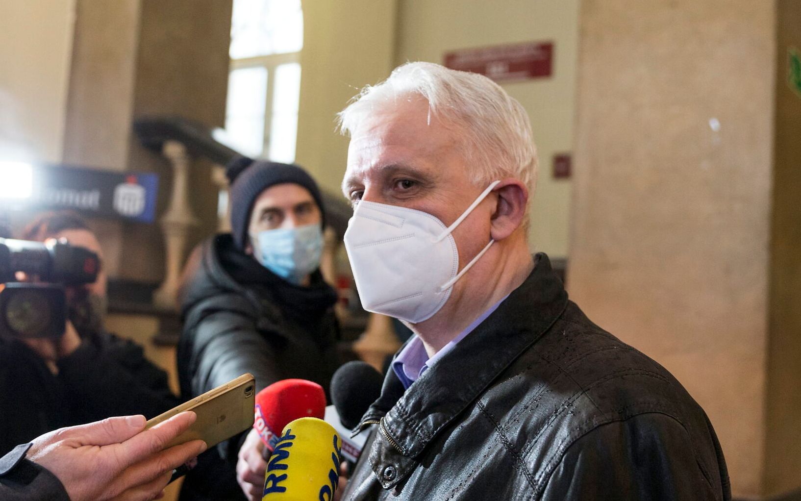 13.01.2021 Katowice , Urzad Wojewodzki . Dominik Kolorz - szef Solidarnosci na Slasku w drodze na rozmowy o przyszlosci gornictwa .
 Fot. Grzegorz Celejewski / Agencja Gazeta